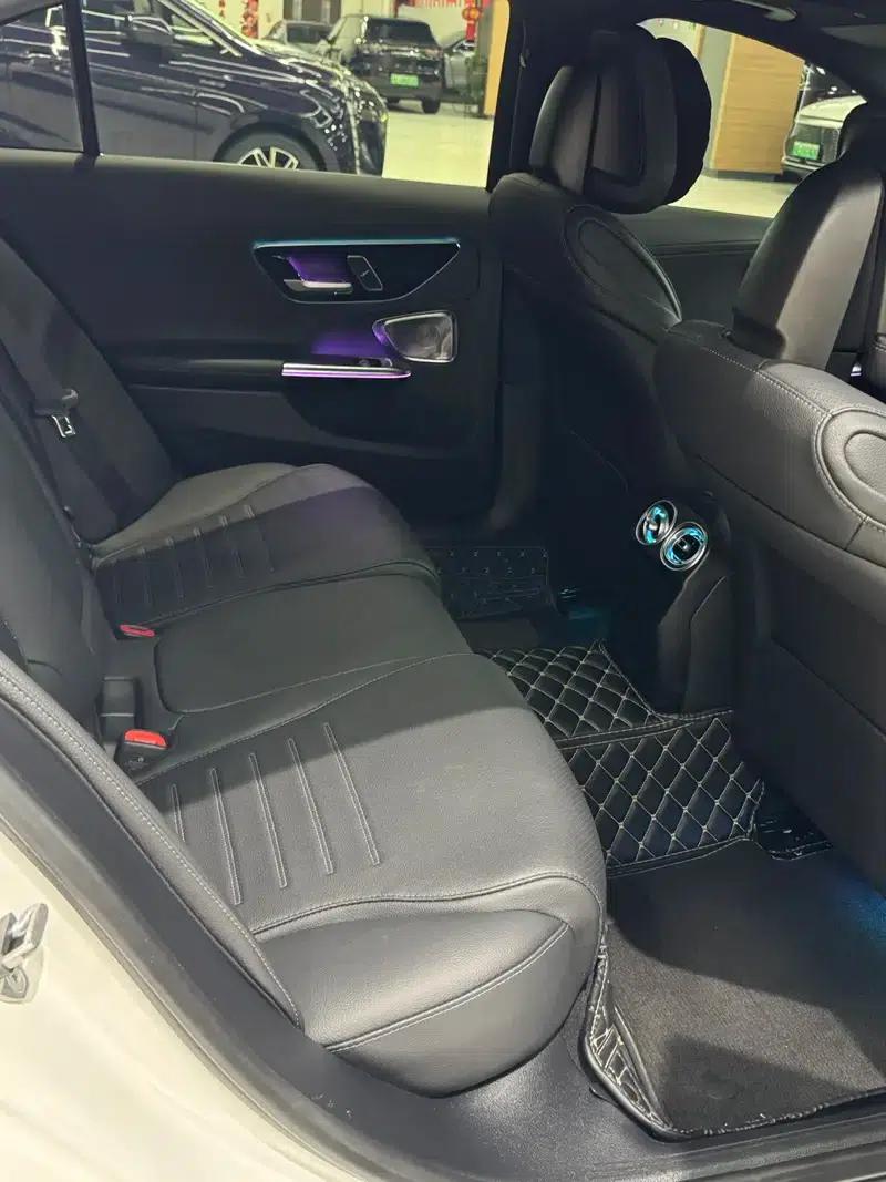 2023 Mercedes-Benz C-Class C 260 L Midnight Sport Edition — миниатюра 11