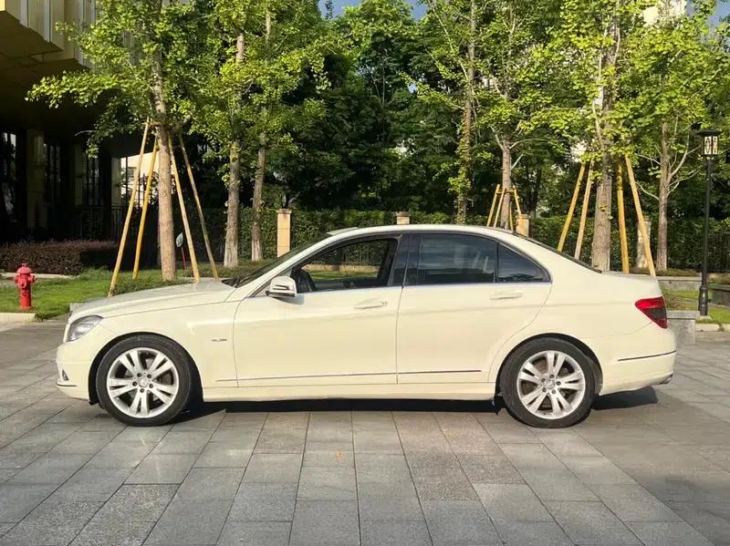 Mercedes-Benz C-Class 2010 C 200 CGI Elegance — миниатюра 4