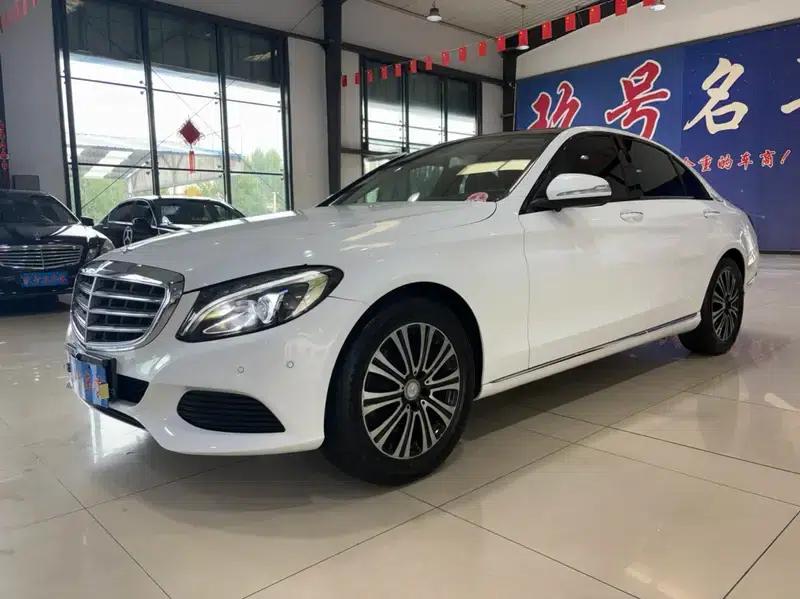 2016 Mercedes-Benz C-Class C 200 L — миниатюра 1