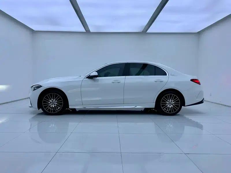 2023 Mercedes-Benz C-Class C 260 L Sport Edition — миниатюра 3