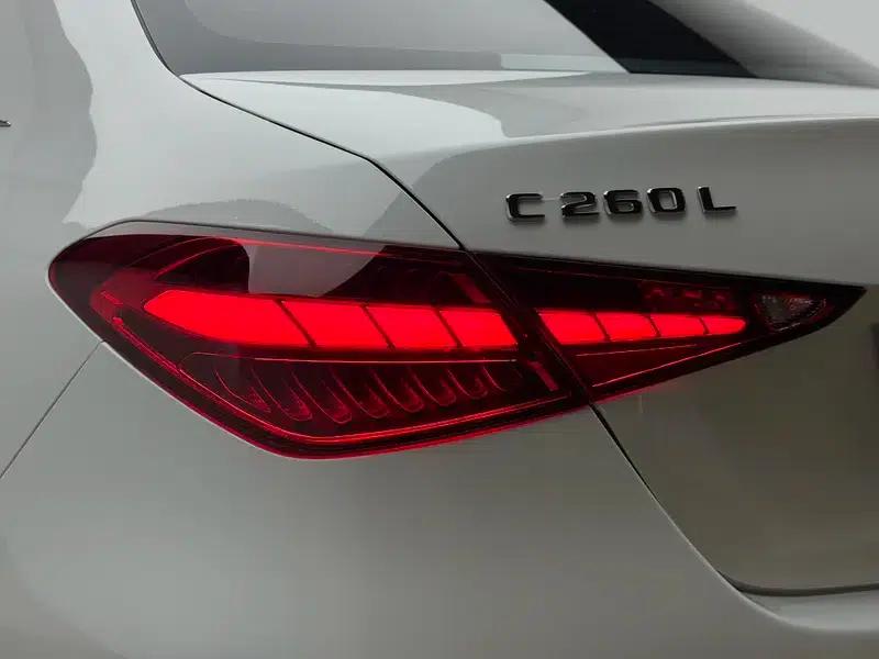 2022 Mercedes-Benz C-Class C 260 L Sport Edition — миниатюра 13