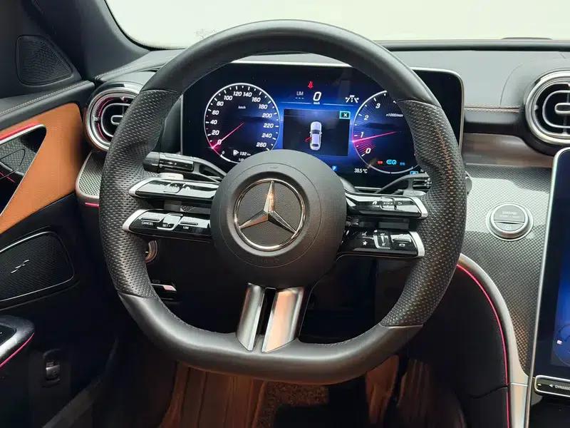 2022 Mercedes-Benz C-Class C 260 L Sport Edition — миниатюра 16