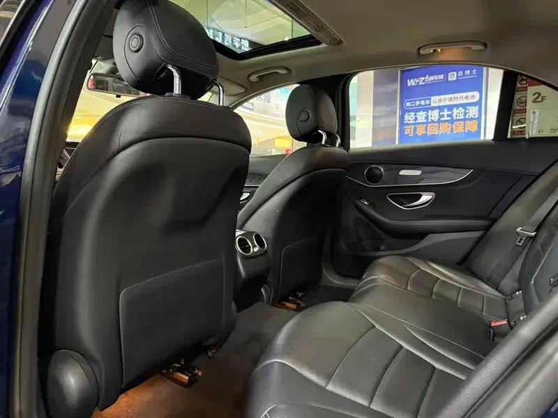 2015 Mercedes-Benz C-Class C 180 L Sport — миниатюра 16