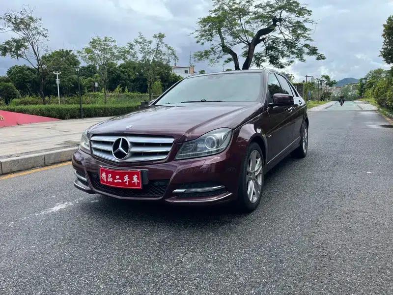 2011 Mercedes-Benz C-Class C 200 CGI Elegance — миниатюра 1