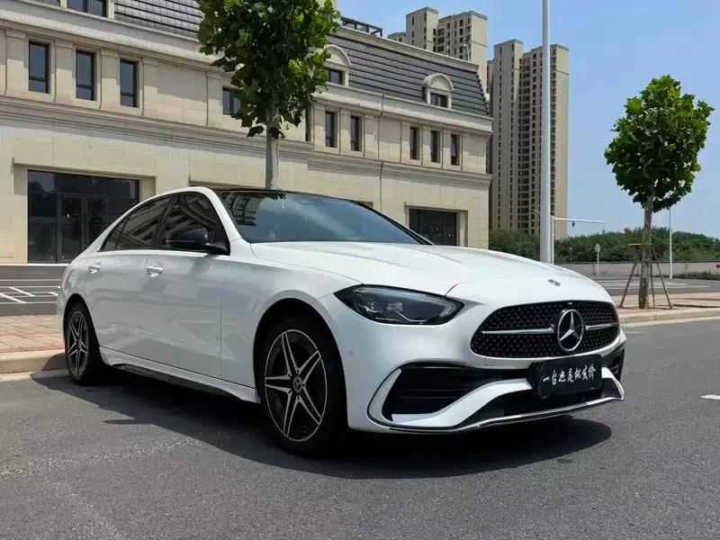 Mercedes-Benz C-Class 2023 Facelift C 260 L Sport Night Edition — миниатюра 3