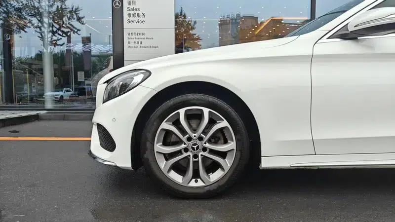 2018 Mercedes-Benz C-Class C 180 L Fashion Sport Edition — миниатюра 13