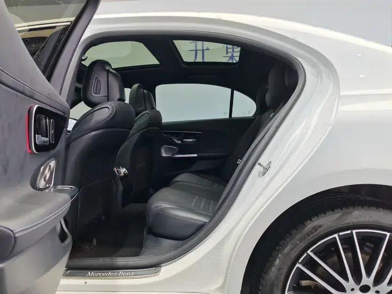 2022 Mercedes-Benz C-Class C 260 L Sport Edition — миниатюра 17