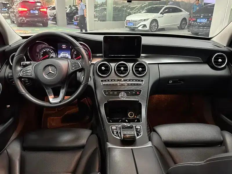 2018 Mercedes-Benz C-Class C 200 L Sport Edition — миниатюра 7