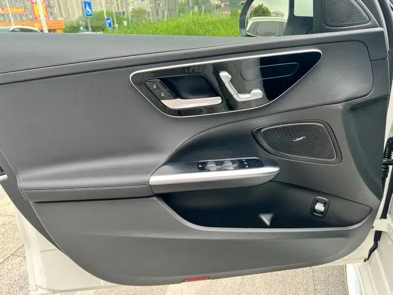 Mercedes-Benz C-Class 2023 Facelift C 260 L Sport Edition — миниатюра 8