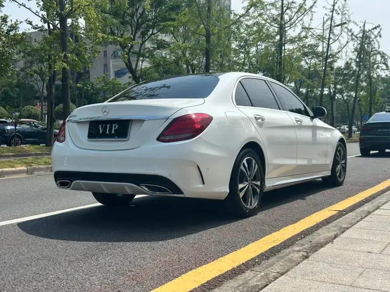 2018 Mercedes-Benz C-Class C 200 L Sport Edition — миниатюра 7
