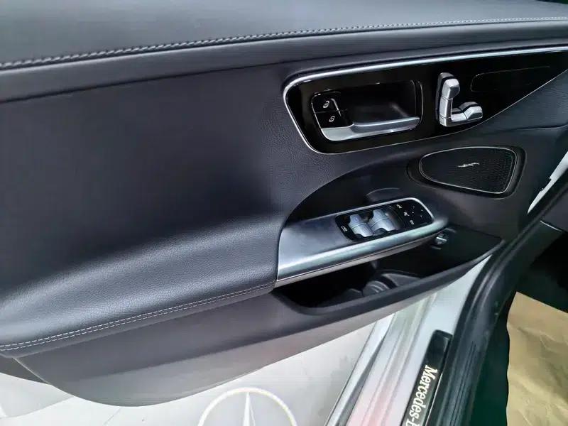 Mercedes-Benz C-Class 2024 Model, Third Facelift, C 260 L Sport Edition — миниатюра 13