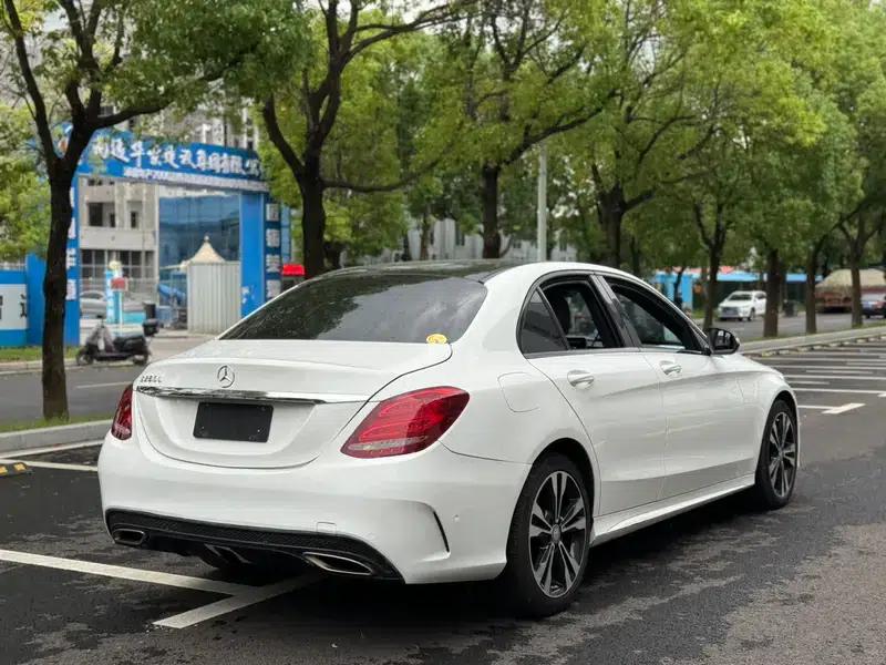 2015 Mercedes-Benz C-Class C 200 L 4MATIC Sport Edition — миниатюра 6