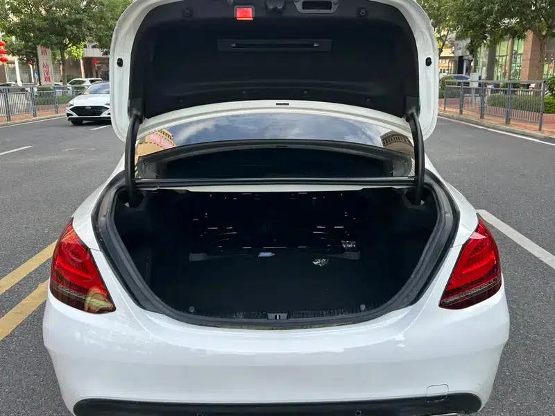 2020 Mercedes-Benz C-Class C 260 L Sport Edition — миниатюра 24