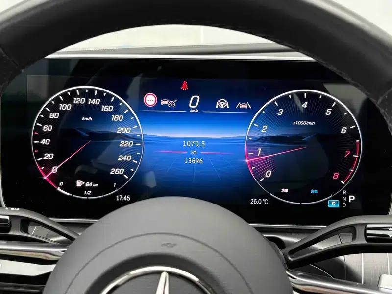 2025 Mercedes-Benz C-Class Facelift C 260 L Sport Night Edition — миниатюра 28