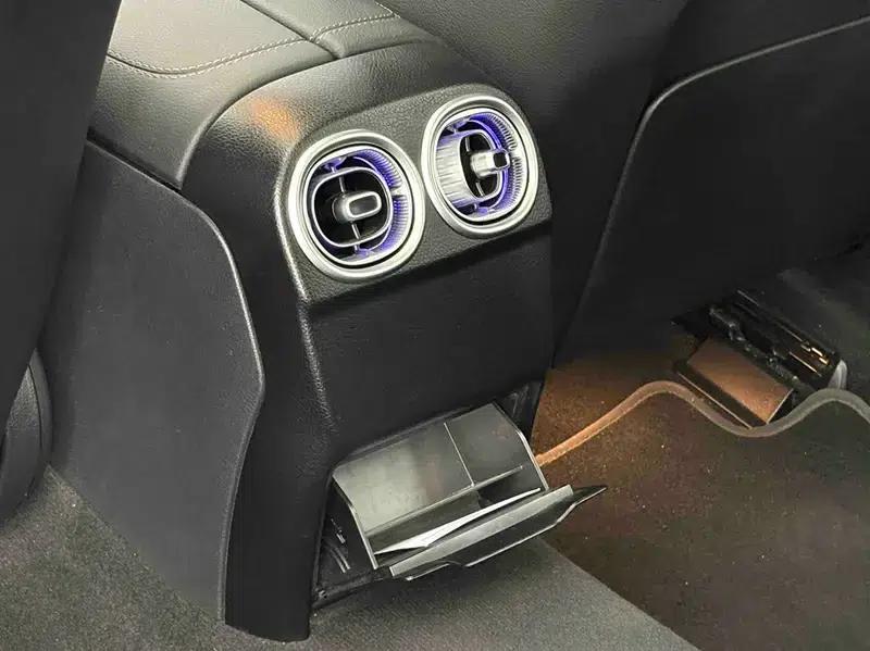 2025 Mercedes-Benz C-Class Facelift C 260 L Sport Night Edition — миниатюра 9