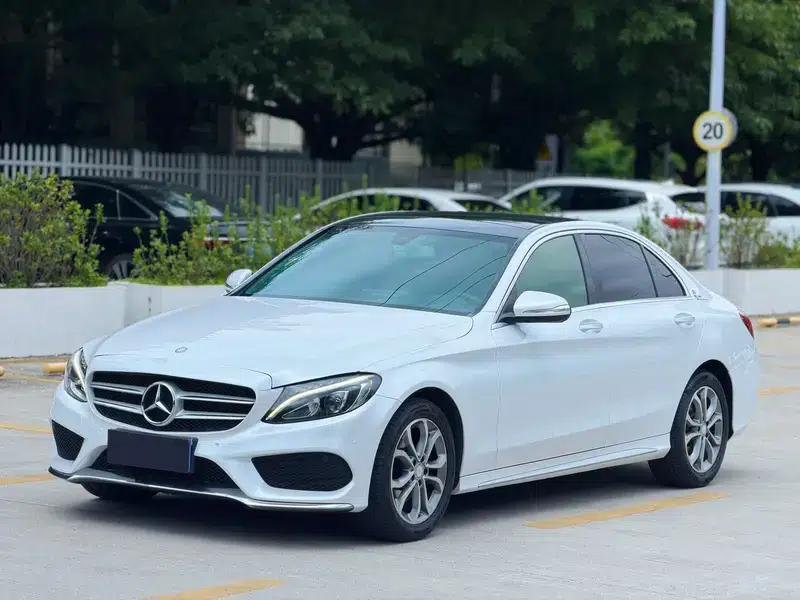 2015 Mercedes-Benz C-Class C 200 L Sport — миниатюра 1