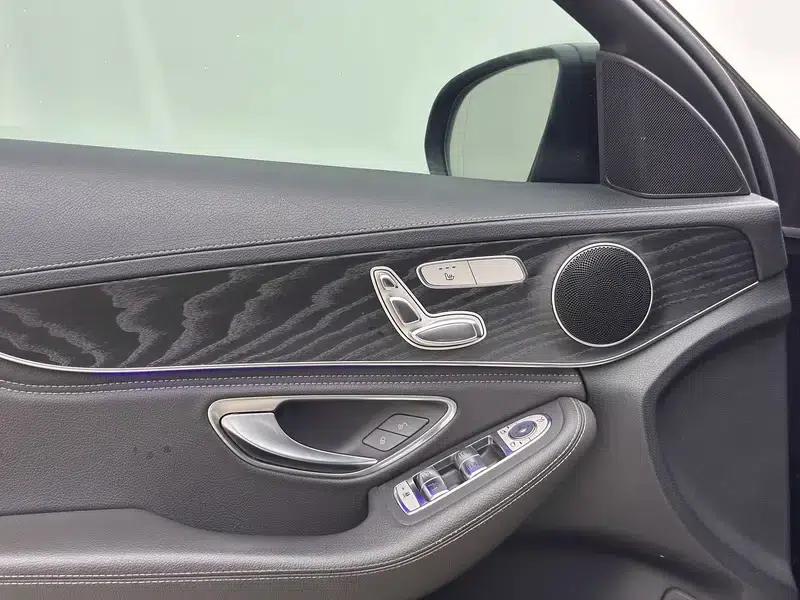 2019 Mercedes-Benz C-Class C 260 L 4MATIC Sport Edition — миниатюра 8