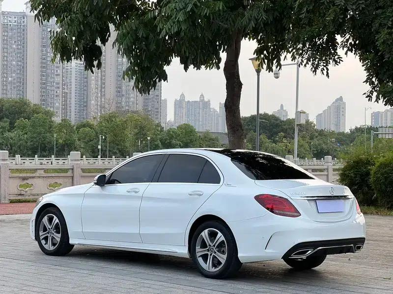 2021 Mercedes-Benz C-Class C 260 L Sport Edition — миниатюра 4