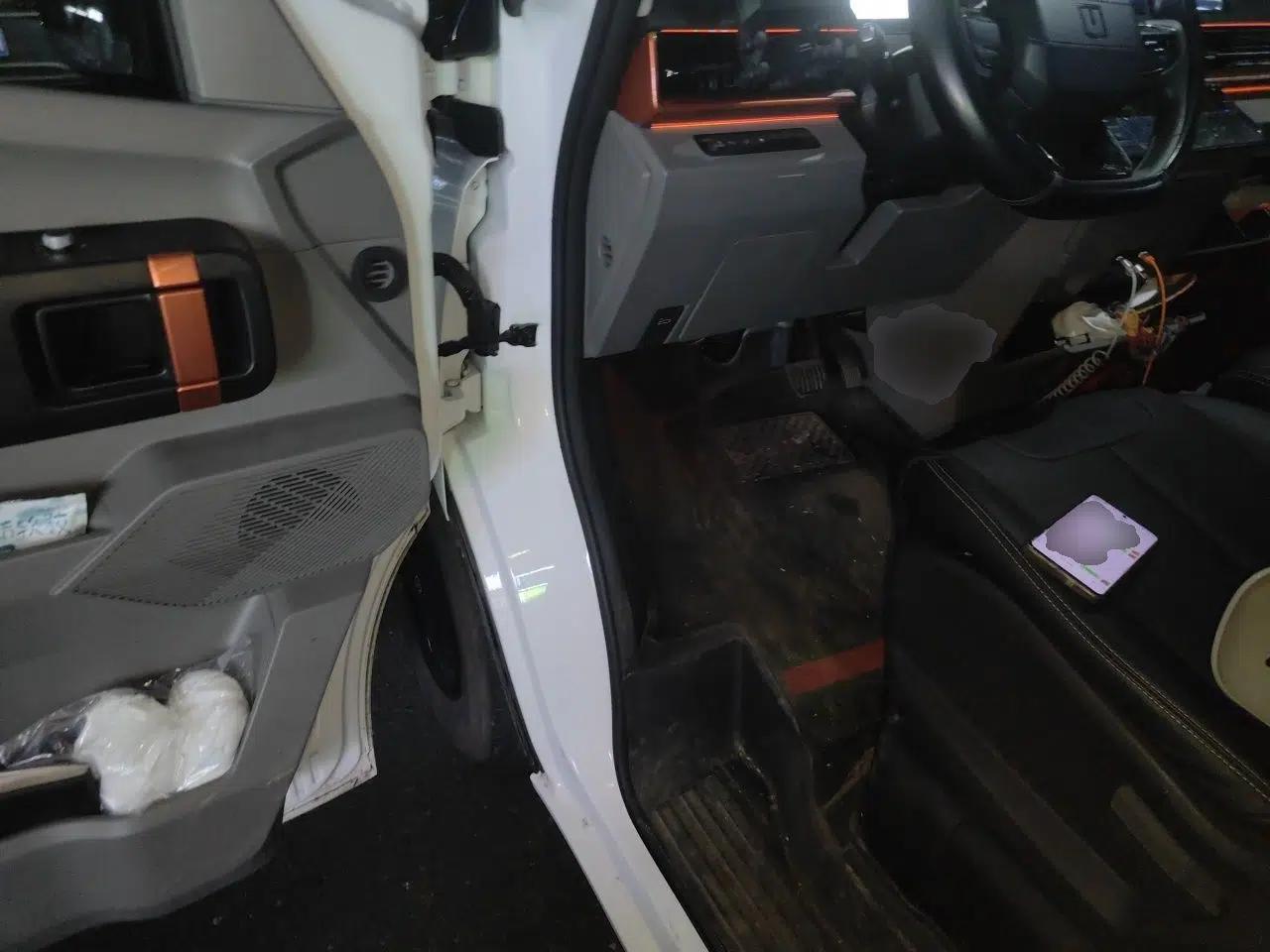 Farizon Super VAN 2024 Zhifu Edition Mid-Axle Mid-Roof 68 kWh — миниатюра 16
