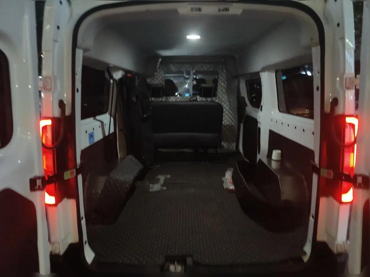 Farizon Super VAN 2024 Zhifu Edition Mid-Axle Mid-Roof 68 kWh — миниатюра 19