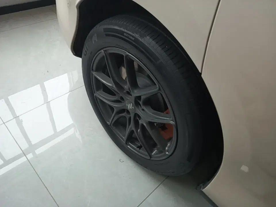 IM LS6 2025 Lingxi Intelligent Driving Edition — миниатюра 11