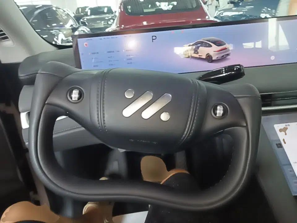 IM LS6 2025 Lingxi Intelligent Driving Edition — миниатюра 13