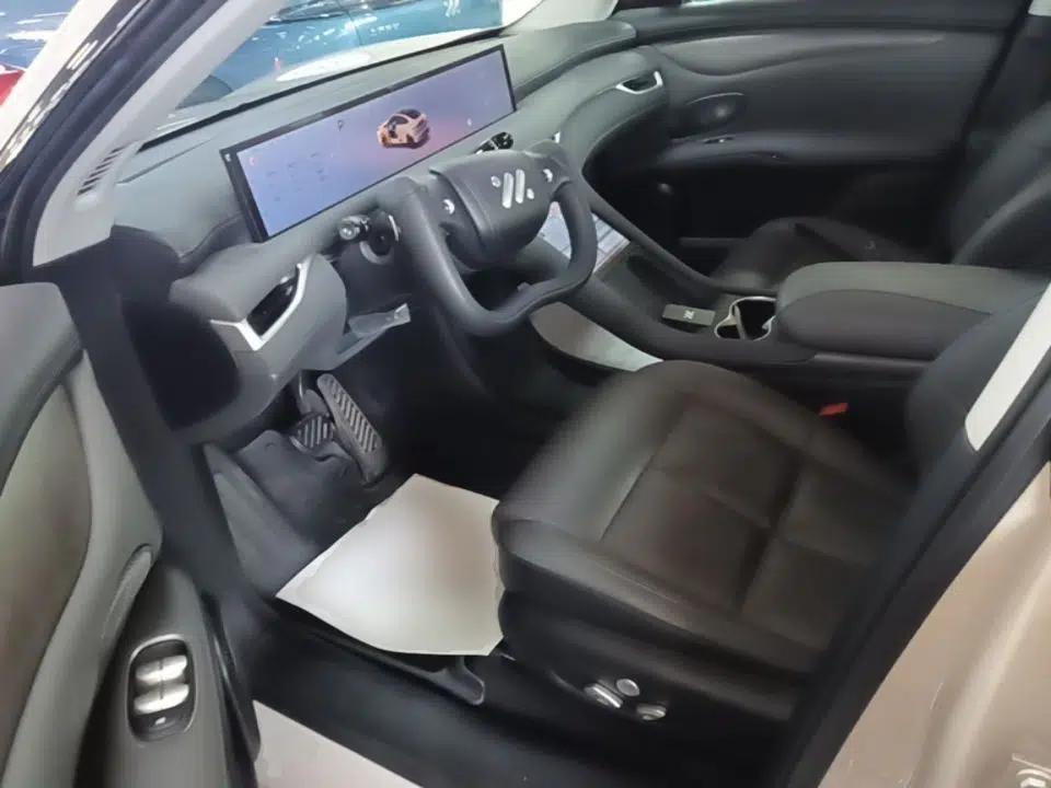 IM LS6 2025 Lingxi Intelligent Driving Edition — миниатюра 18