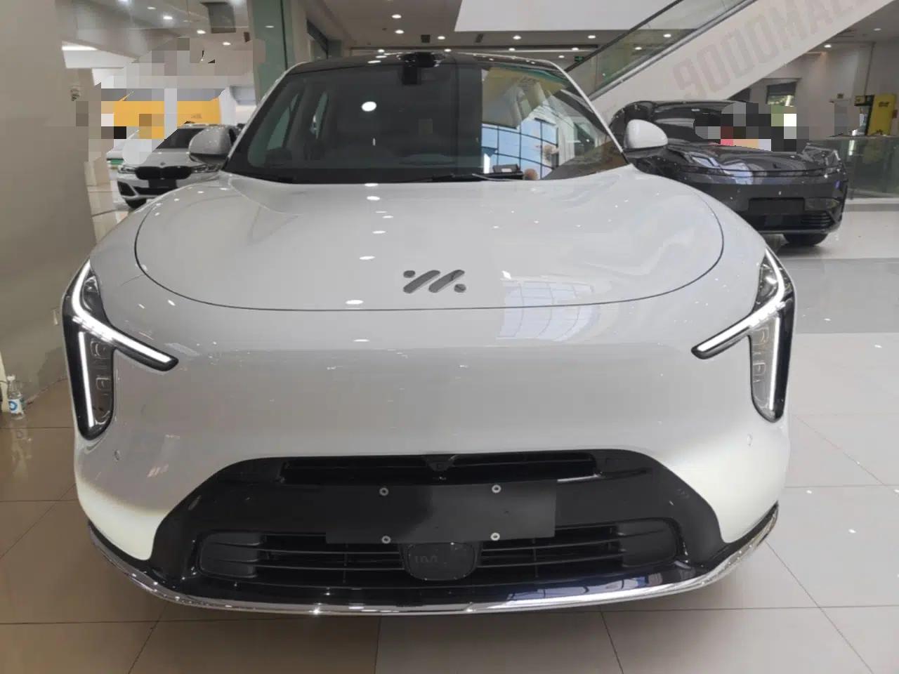 IM LS6 2026 Model Range-Extending 52 Max — миниатюра 2