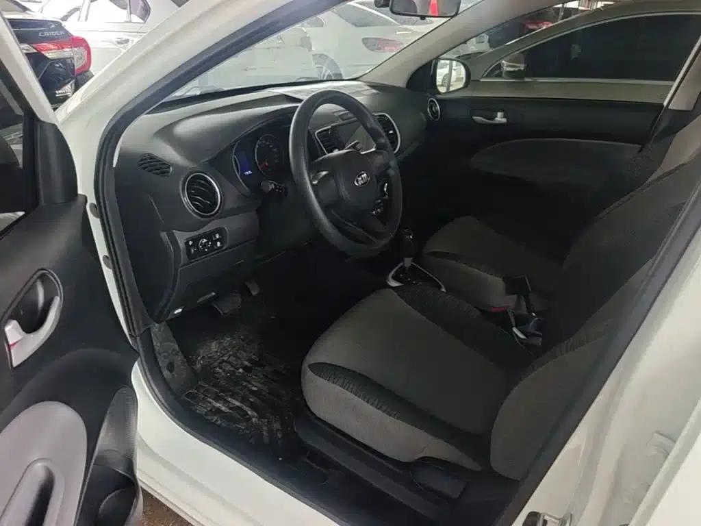 2020 Kia K2 Facelift 1.4L Automatic Comfort Sunroof Edition — миниатюра 15
