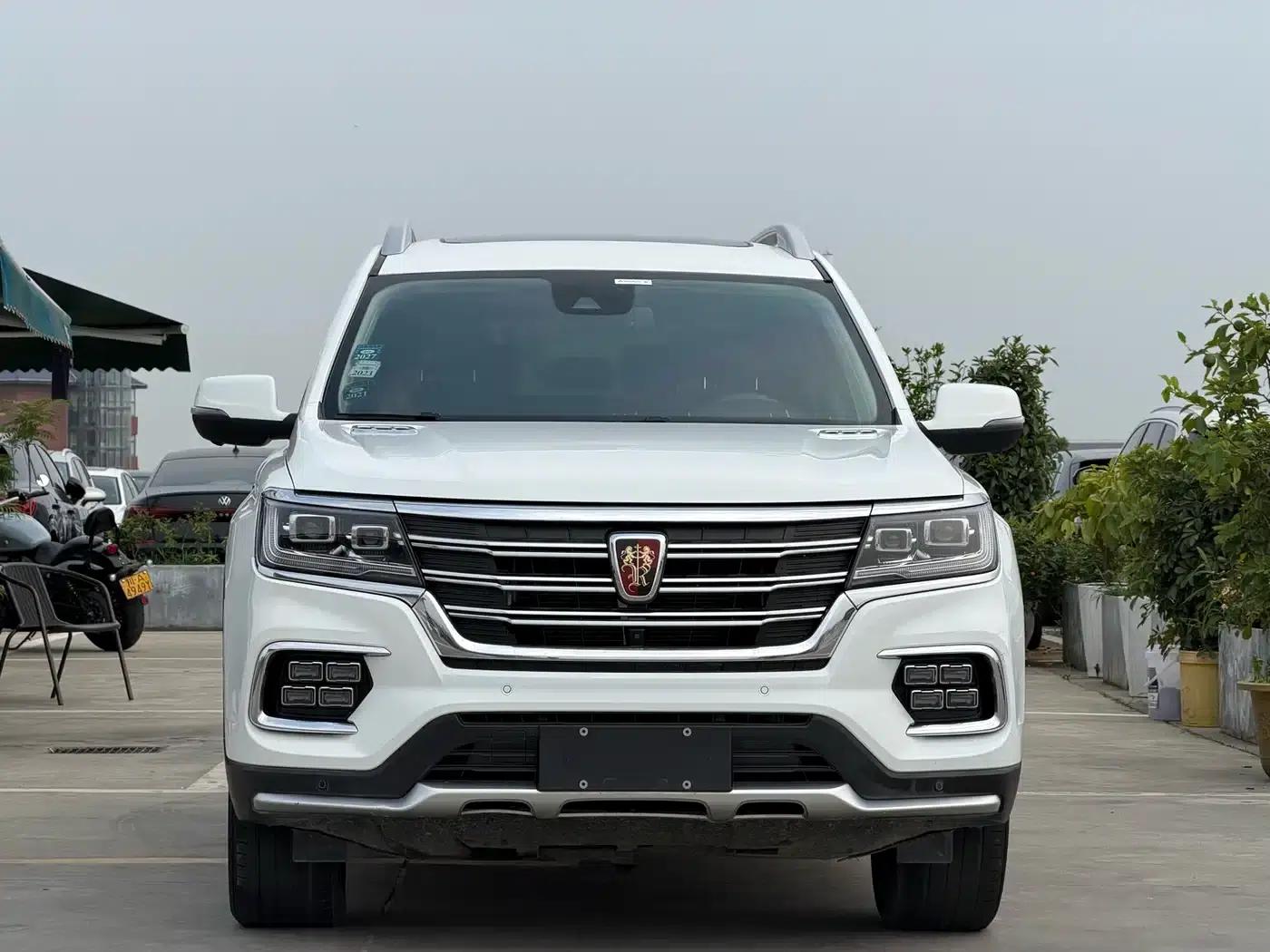 Roewe RX8 2018 30T Intelligent Internet Two-Wheel Drive Supreme Edition — миниатюра 2