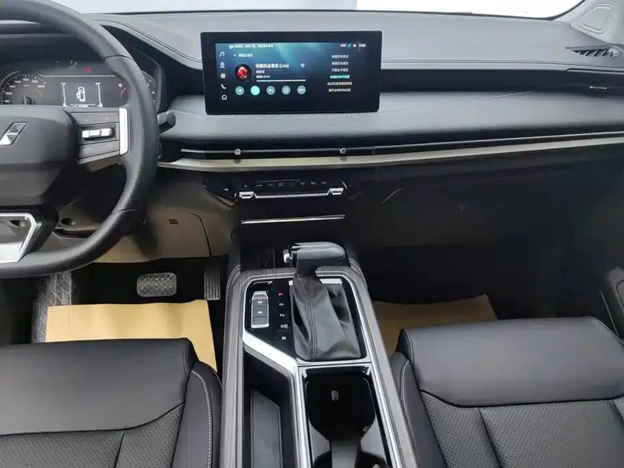 Wuling Jiachen 2022 1.5T CVT Smart Luxury Edition — миниатюра 13