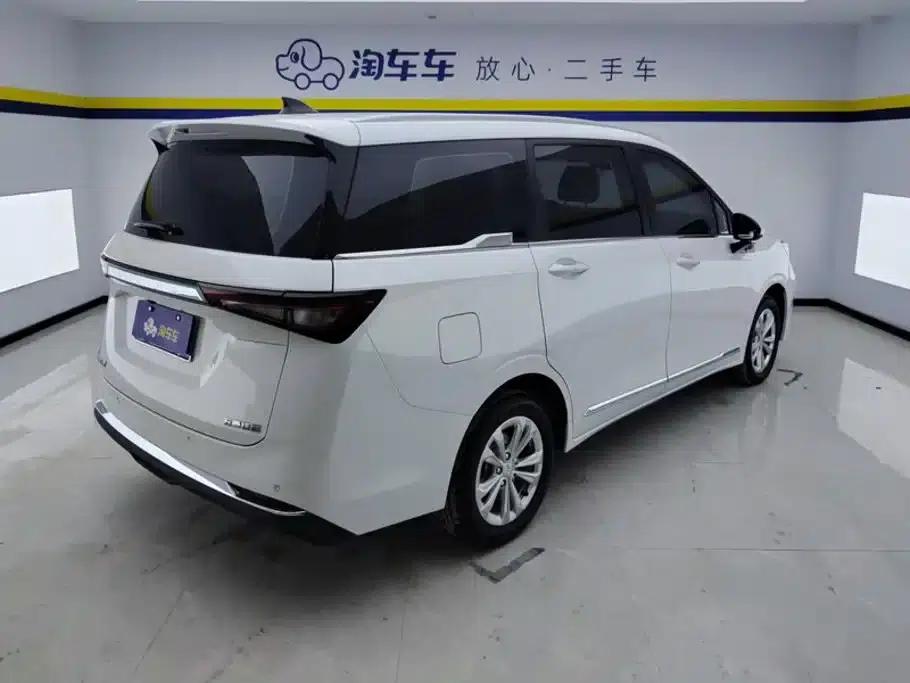 Wuling Jiachen 2022 1.5T CVT Smart Luxury Edition — миниатюра 3