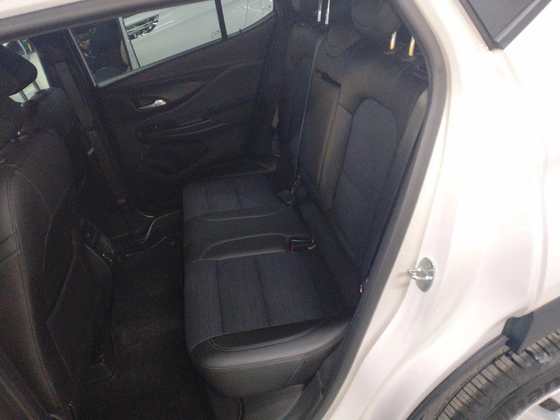 Buick Envista 2022 1.5T Enjoyment Edition — миниатюра 23