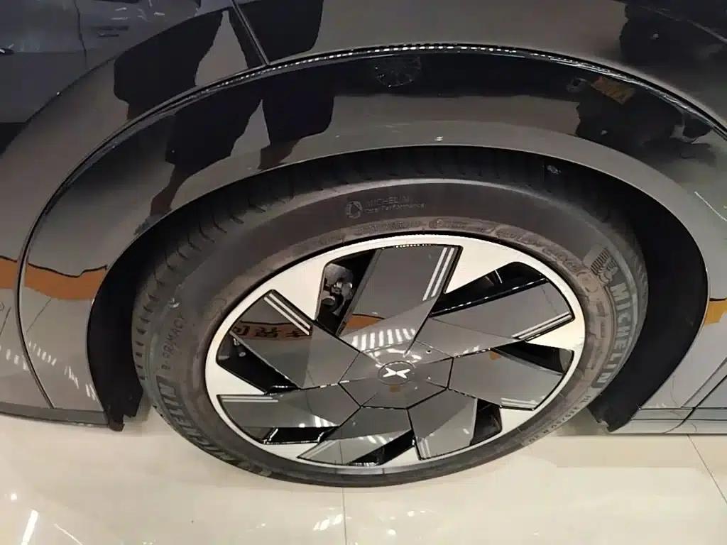 XPeng X9 2024 Model: 702kWh Ultra-Long Range (Max) — миниатюра 23