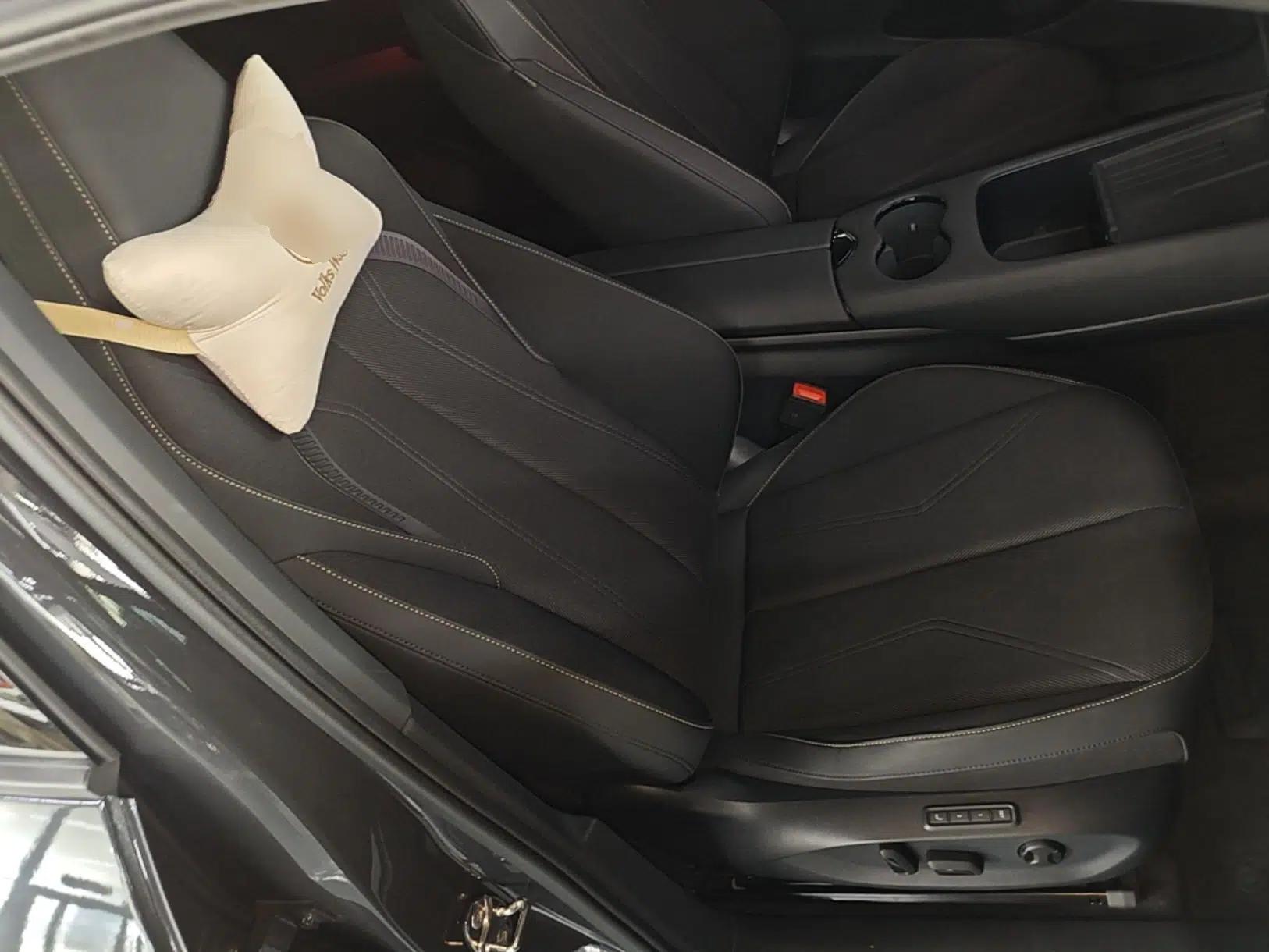 Volkswagen ID.UNYX 2024 Pro Long-Range Version — миниатюра 19