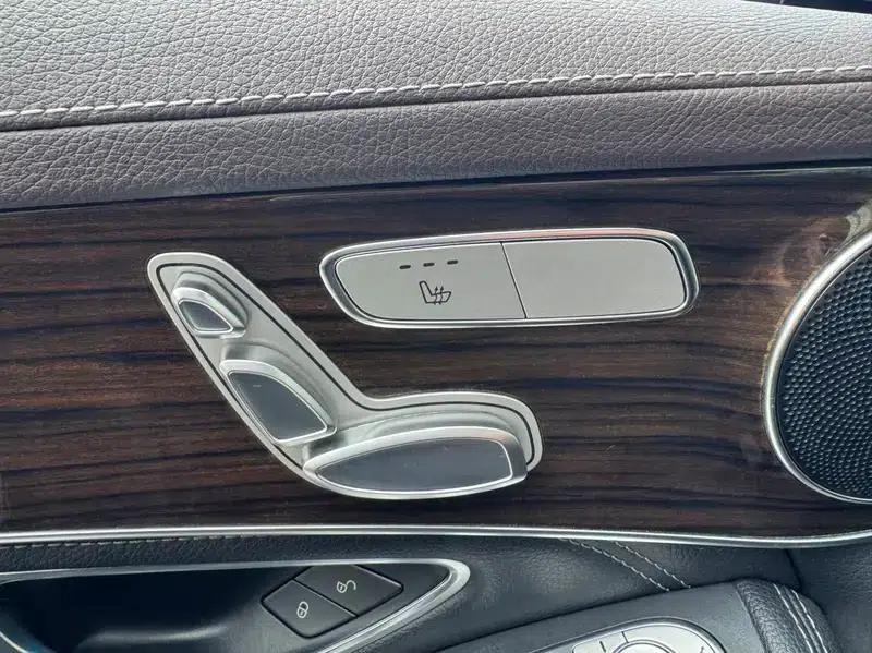 2019 Mercedes-Benz GLC 260 L 4MATIC Dynamic — миниатюра 18