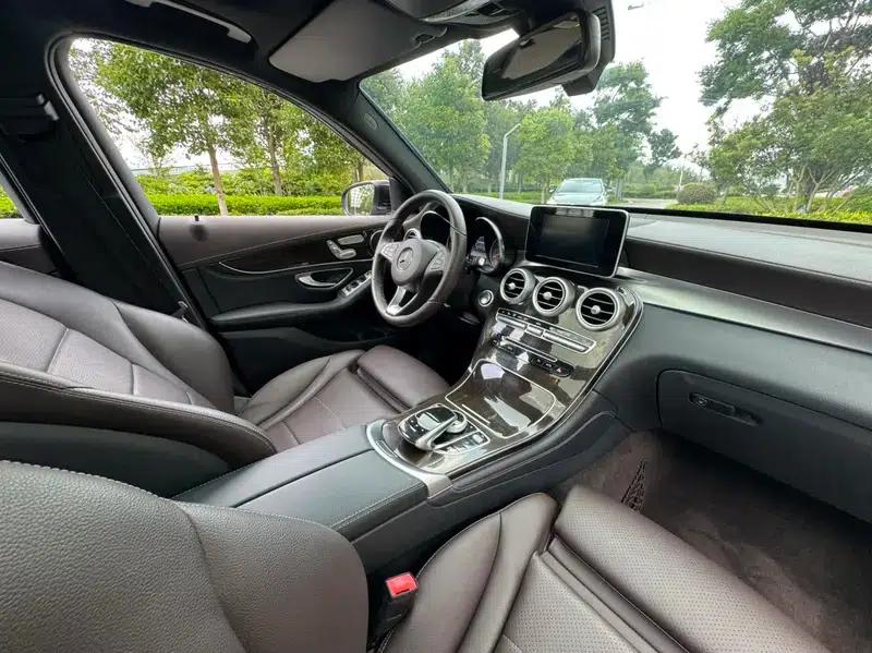 2019 Mercedes-Benz GLC 260 L 4MATIC Dynamic — миниатюра 27