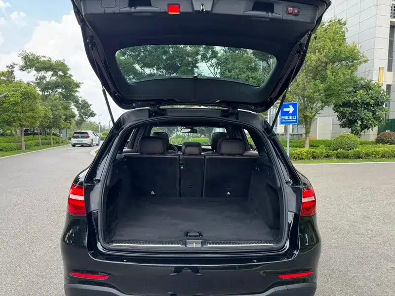 2019 Mercedes-Benz GLC 260 L 4MATIC Dynamic — миниатюра 36