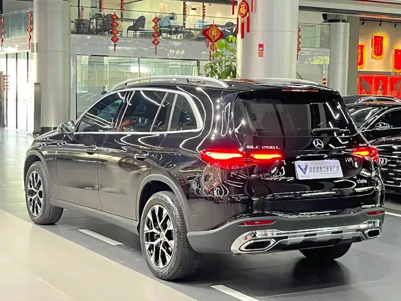 2024 Mercedes-Benz GLC 260 L 4MATIC Dynamic 5-seater — миниатюра 4