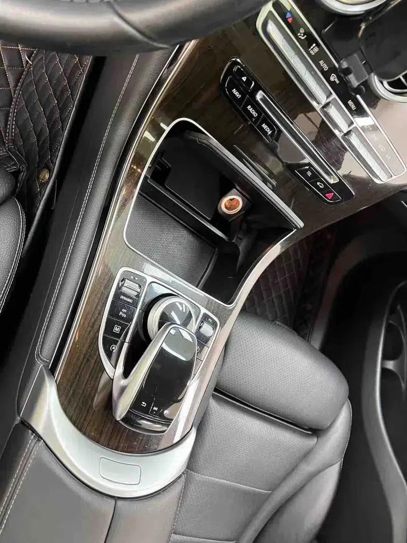 2018 Mercedes-Benz GLC 260 4MATIC Dynamic — миниатюра 16