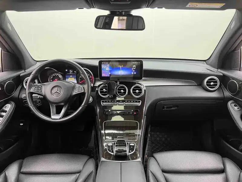 2018 Mercedes-Benz GLC 260 4MATIC Dynamic — миниатюра 17