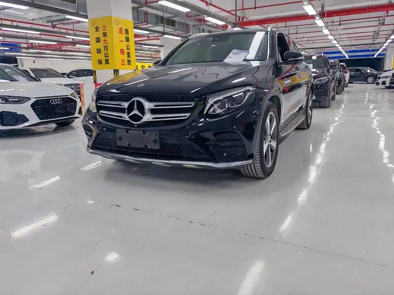 2017 Mercedes-Benz GLC 260 4MATIC Luxury — миниатюра 1