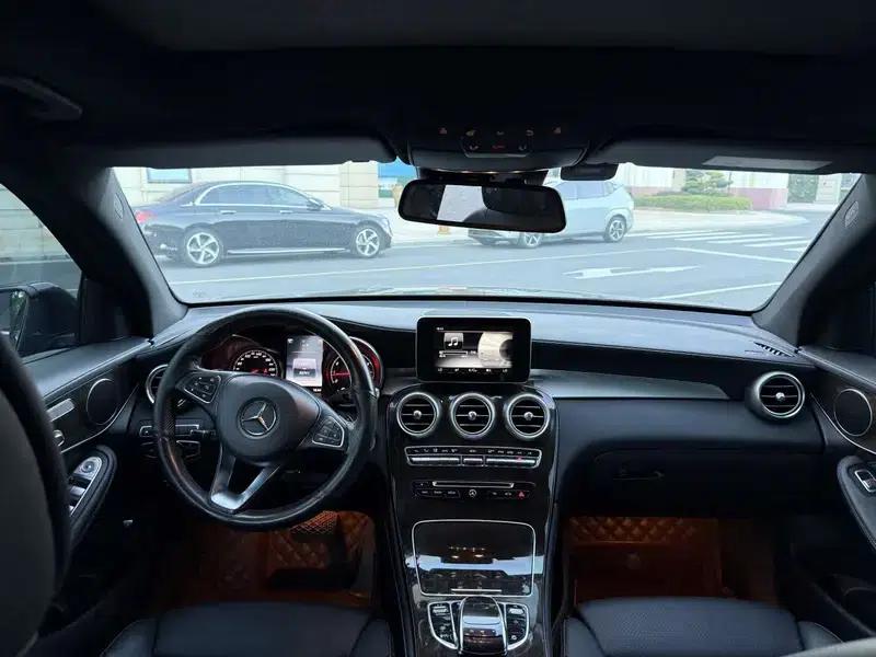 2017 Mercedes-Benz GLC 260 4MATIC Luxury — миниатюра 8