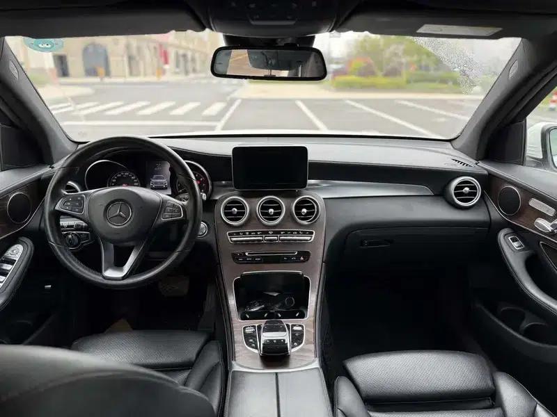 2016 Mercedes-Benz GLC 300 4MATIC Luxury — миниатюра 8