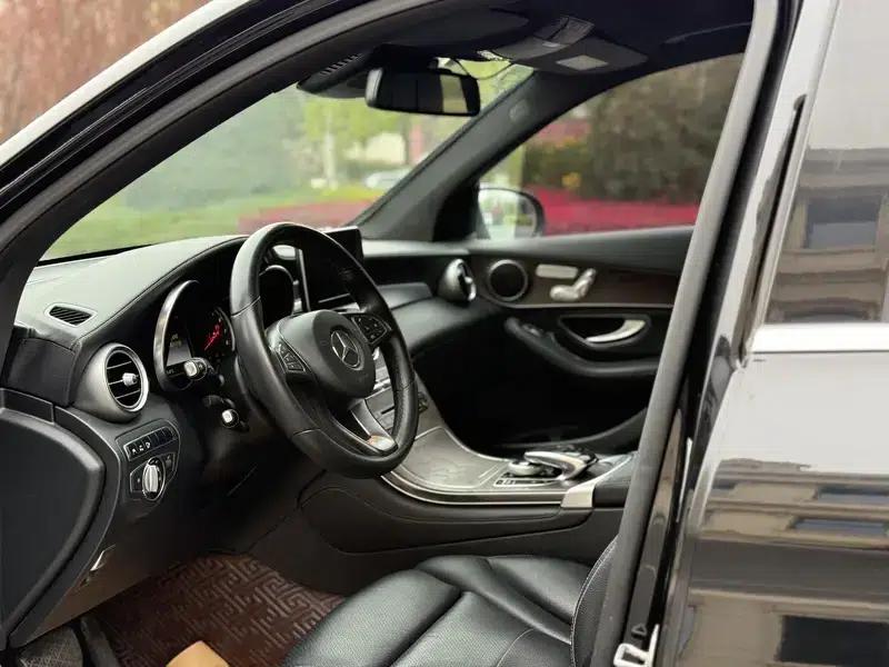2016 Mercedes-Benz GLC 300 4MATIC Luxury — миниатюра 9