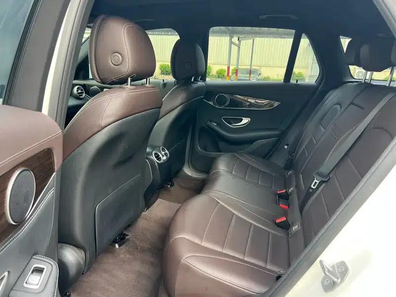 2018 Mercedes-Benz GLC 260 4MATIC Luxury — миниатюра 9