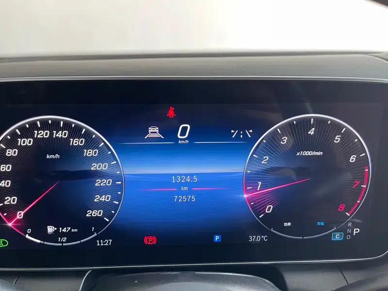 2023 Mercedes-Benz GLC 260 L 4MATIC Dynamic 5-seater — миниатюра 22