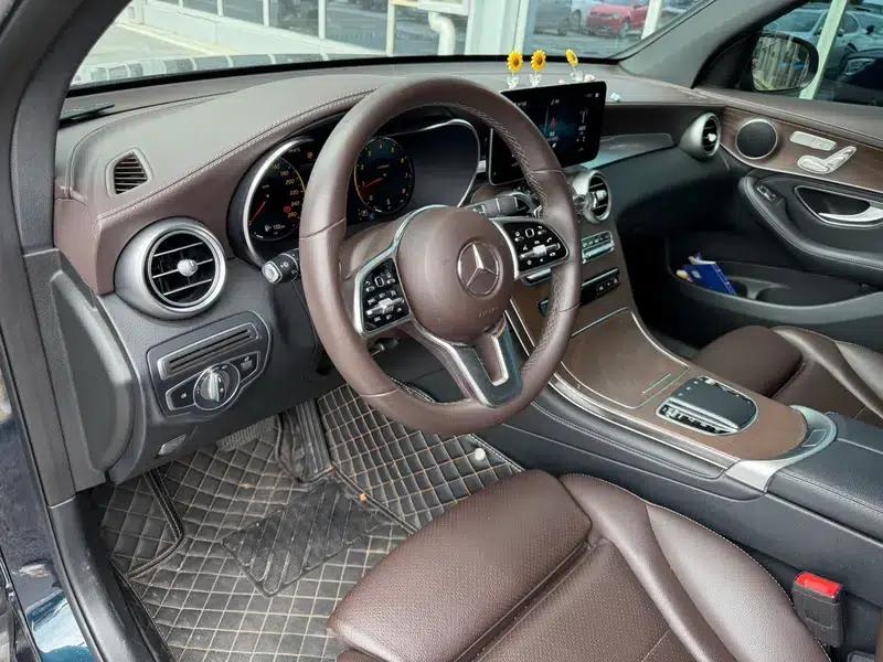 2020 Mercedes-Benz GLC 260 L 4MATIC Luxury — миниатюра 9