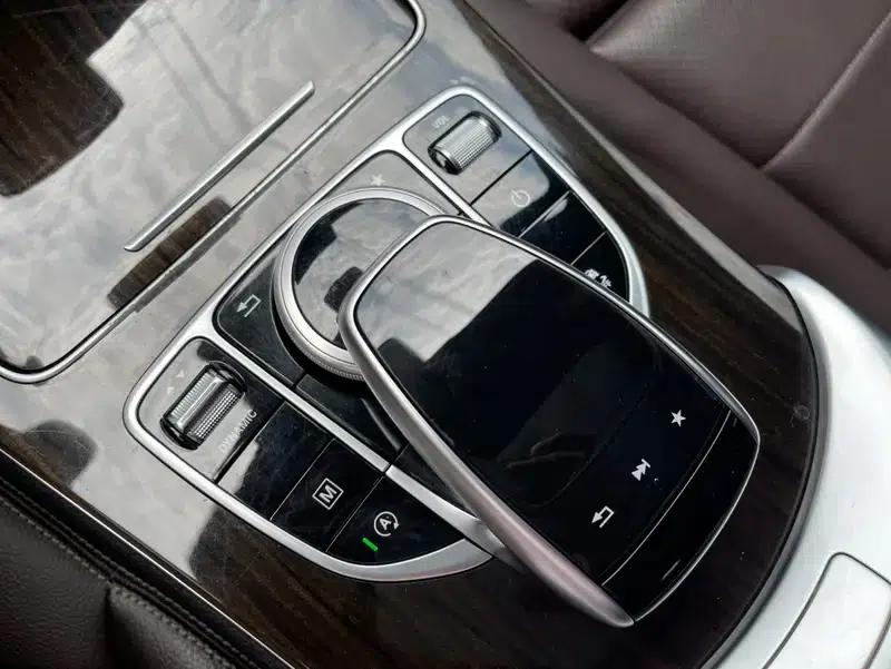 2017 Mercedes-Benz GLC 260 4MATIC Luxury — миниатюра 14