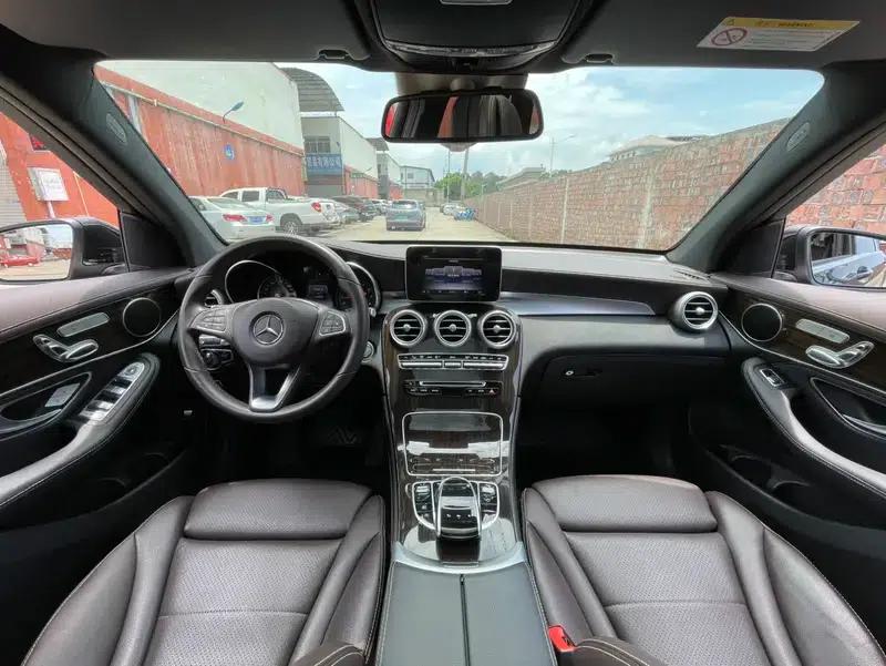 2017 Mercedes-Benz GLC 260 4MATIC Luxury — миниатюра 18